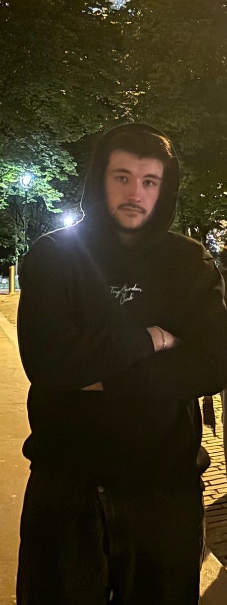 Profil von Ghilas